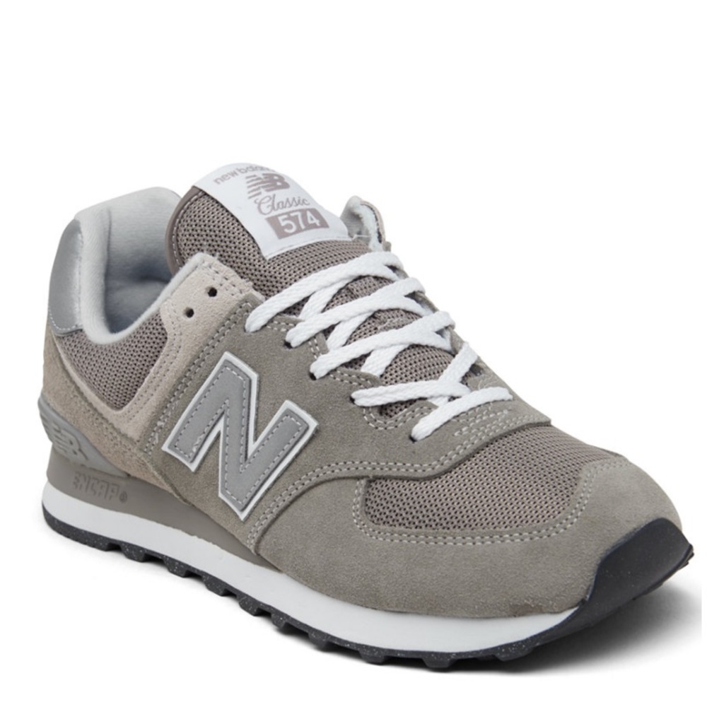 🌟 New balance sneakers